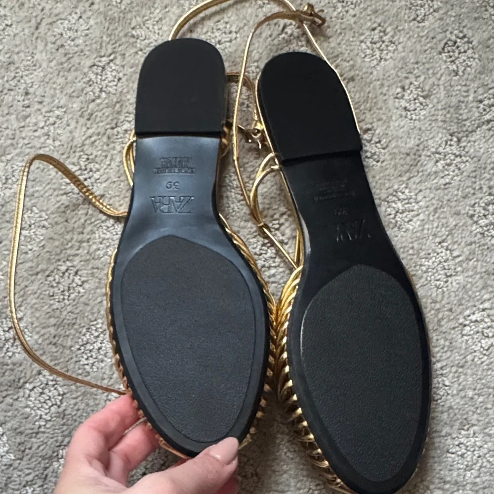 Zara Metallic Gold Braided Strappy Flat Sandals - Picture 2 of 3